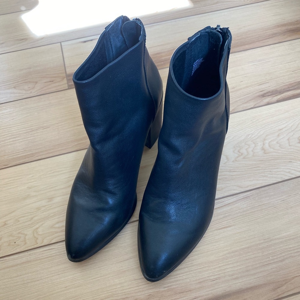 Steve Madden Jillian Boot Black Genuine Leather COMFORTABLE